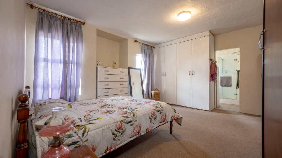 3 Bedroom Property for Sale in Struisbaai Western Cape